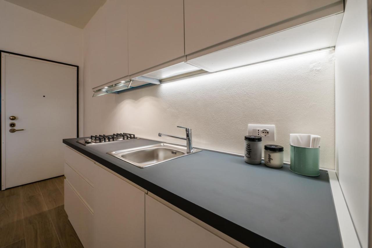 P&P Station Apartment Бергамо Экстерьер фото